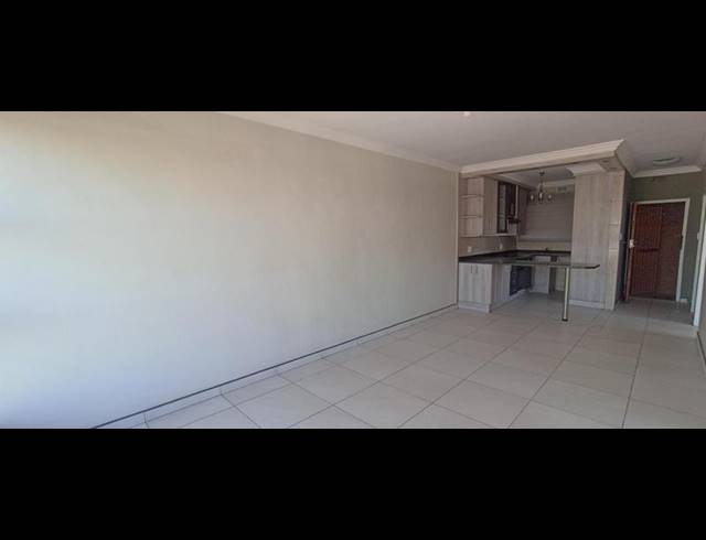 2 BEDROOM TOWNHOUSE FOR SALE IN ALBERTON NORTH
